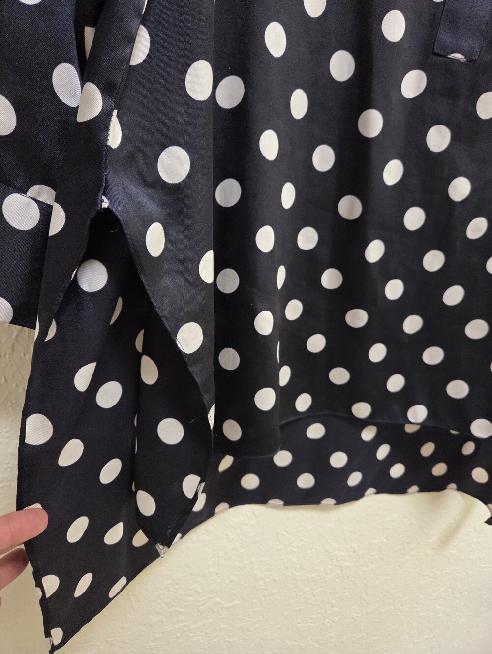 Zara Woman Polka Dot V-Neck Tunic Top - Navy and White - Picture 4 of 5